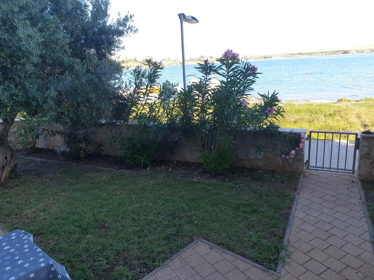 Summertime Apartmani Povljana Esterno foto